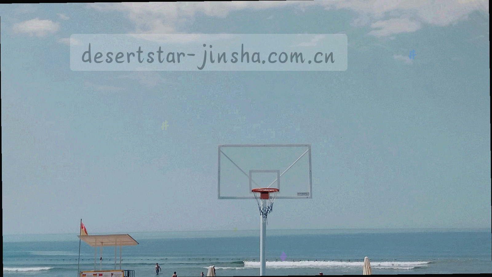 昏黄色调下起伏的沙丘轮廓线与稀疏星点坐标叠加的抽象背景